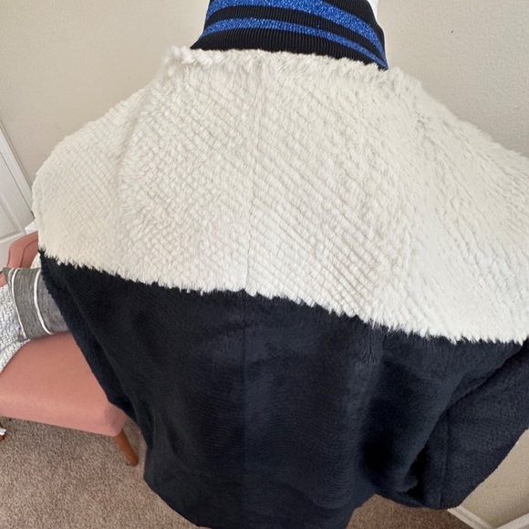 3.1 Phillip Lim Fur Bomber jacket black white black 6 - Picture 7 of 15